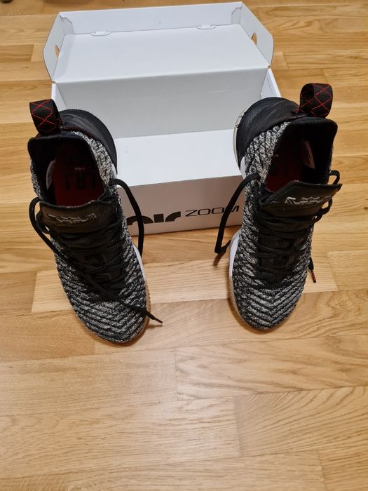 Pantofi basket Nike LeBron 16 Oreo AO2588-006 , marime 45 ( US 11)