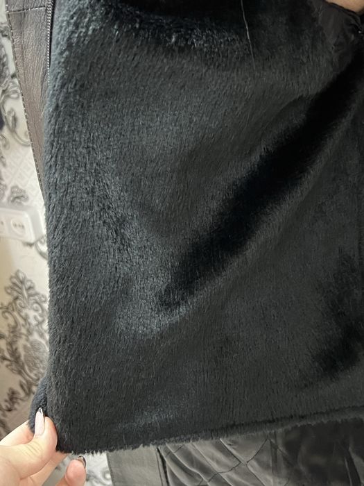 Продам кожанное пальто