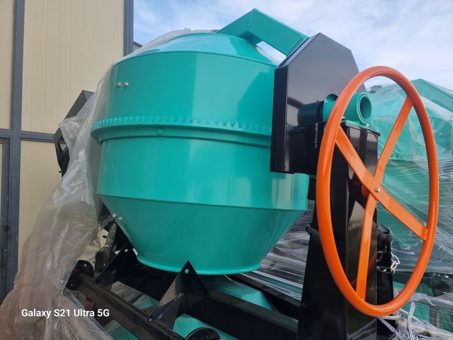 Бетоносмесители в ассортименте