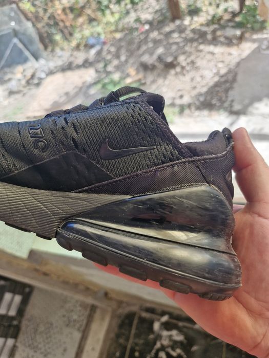 Nike Air Max 270