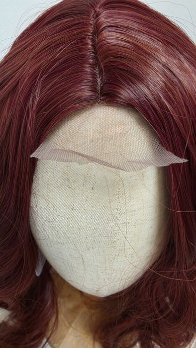 Perucă BARSDAR lace front 46 cm, ondulată, roșu burgundy-arămiu