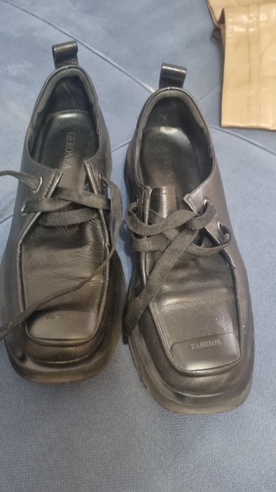 Продам обувь, платье, юбку.