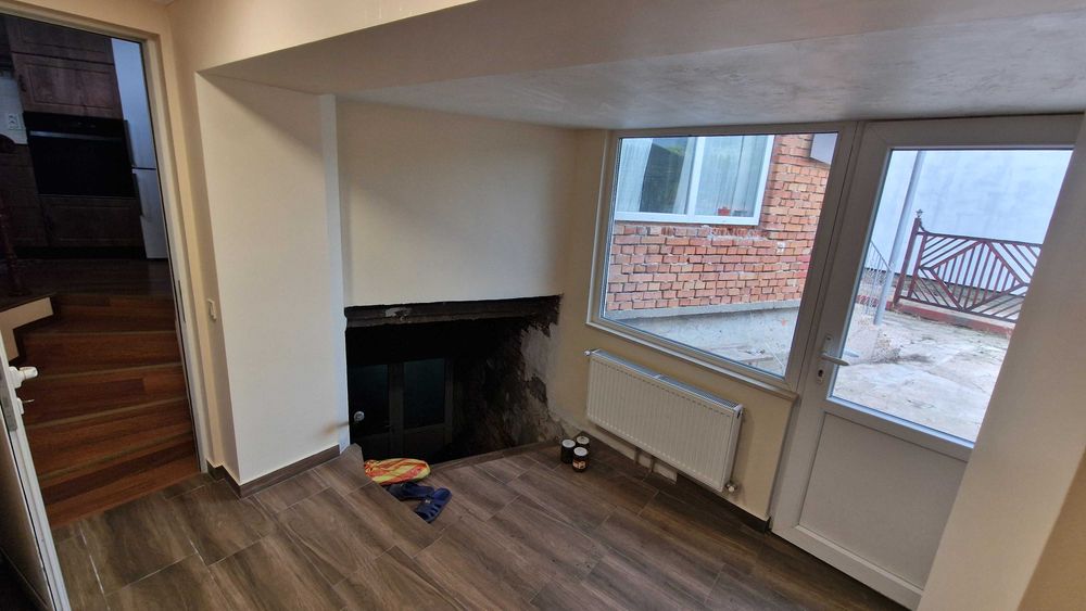 Обзаведена къща с барбекю гр. Мартен