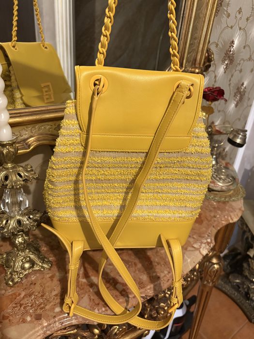 Rucsac Guess galben!