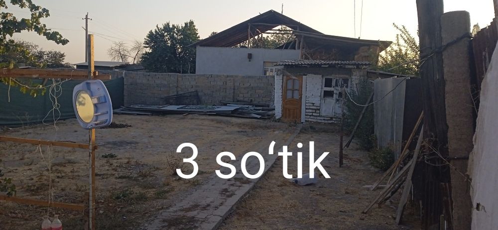 4 soʻtik yer sotiladi