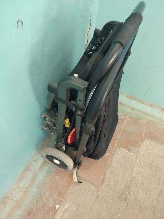 Продам коляска за 5000т