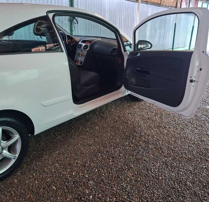 Vând Opel Corsa 2uşi 2008 Văzuta/Plăcută