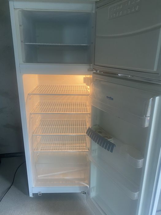 Vand frigider  artic