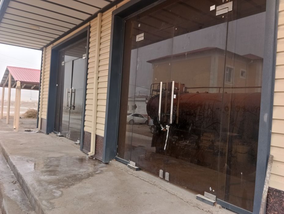 Продается 3 коммерческих помещения