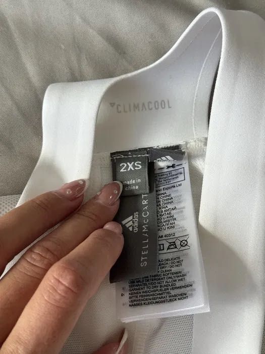 С ЕТИКЕТ - Спортен топ/сутиен ADIDAS & Stella MCcartney