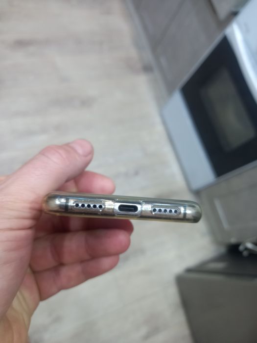 Телефон смартфон Huawei p20 pro