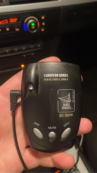 Detector Radar BZZ 700Pro