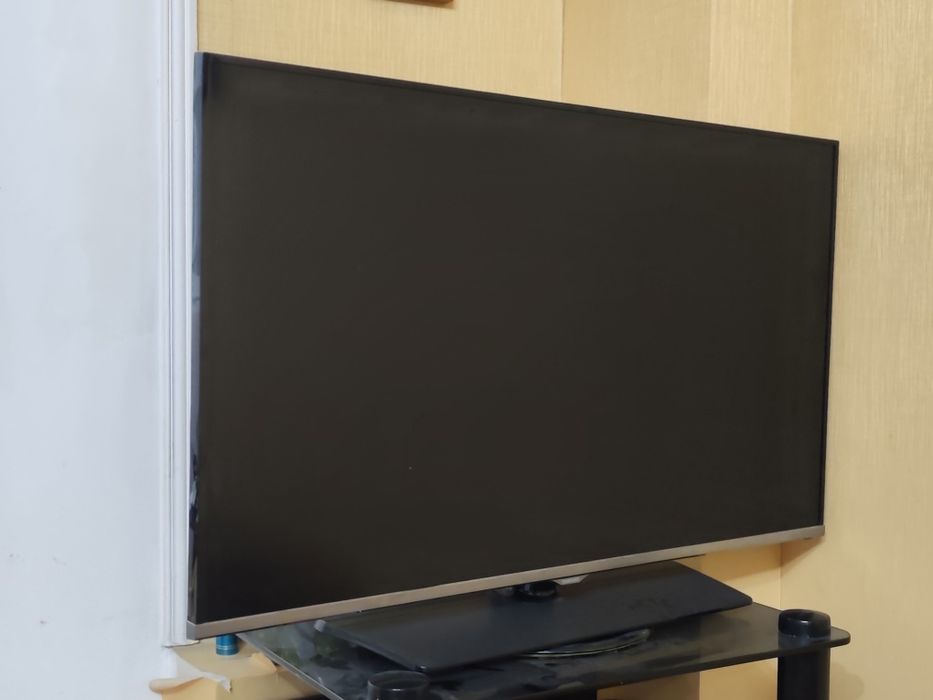 Телевизор SAMSUNG