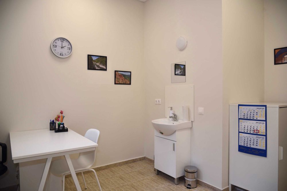 Лекарски кабинет под наем