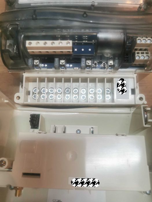 Contoare electronice trifazate si monofazate de energie electrică