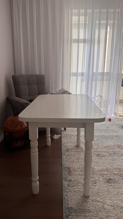 Продам стол 120/70