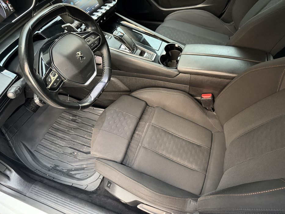 Peugeot 508-2022-Cockpit-Moduri de condus-Impecabil