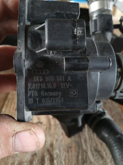 Pompa recirculare apa auxiliare vw seat skoda audi 2.0tdi sau 2.0tfsi