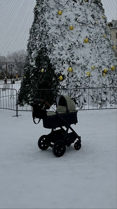 Коляска 2 в 1 от Hb