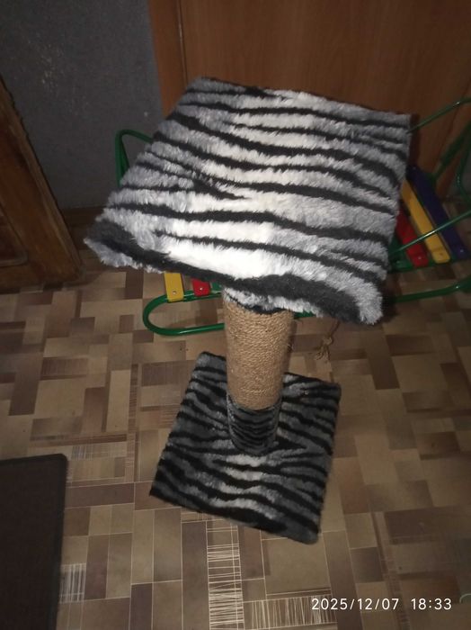 Когтеточка лежанка для кошки