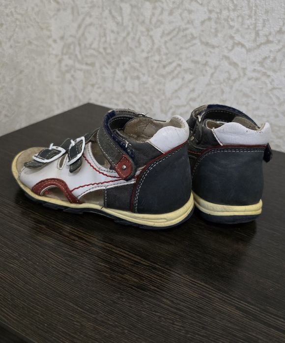 Детская обувь сандали 22р, 24р