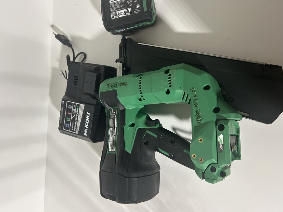 Hikoki NR 3675DD pistol de cuie