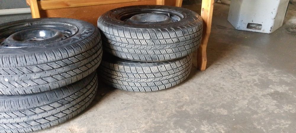 Продам диски с резиной R13