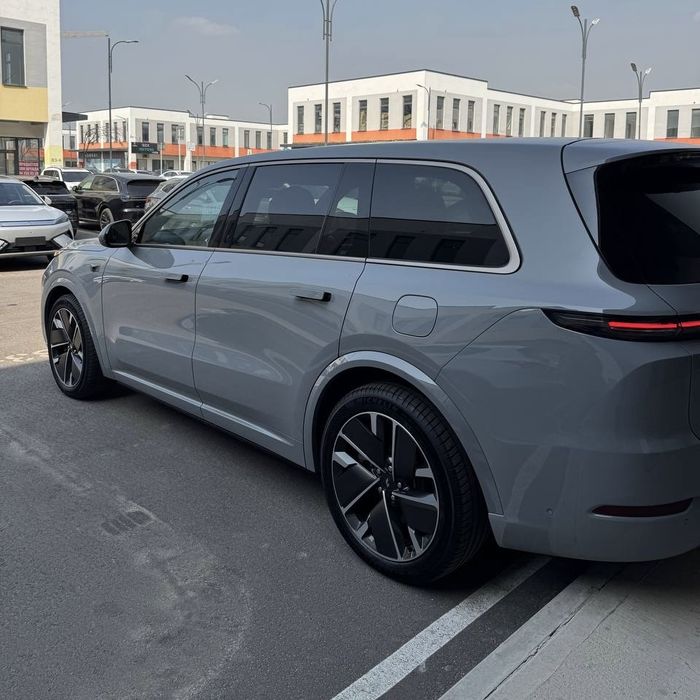 Lixiang L9 ultra restyling 2025/26