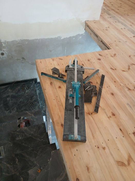 Кафельщик укладка плитка