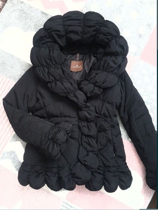 Geaca puf Moncler marime 3 (M-L)