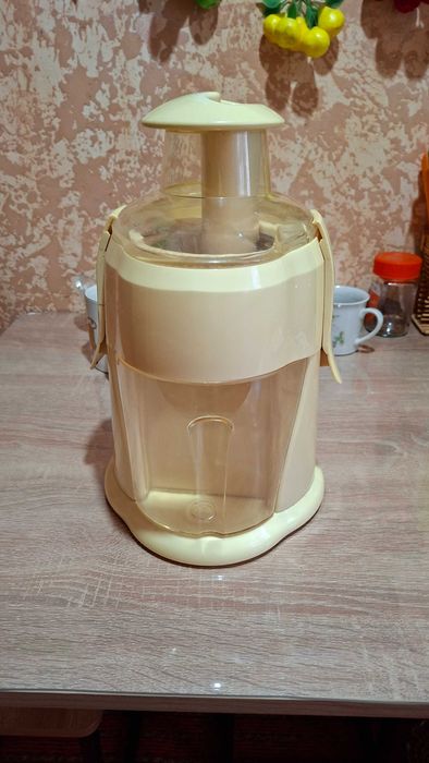 Соковыжималка NIKAI