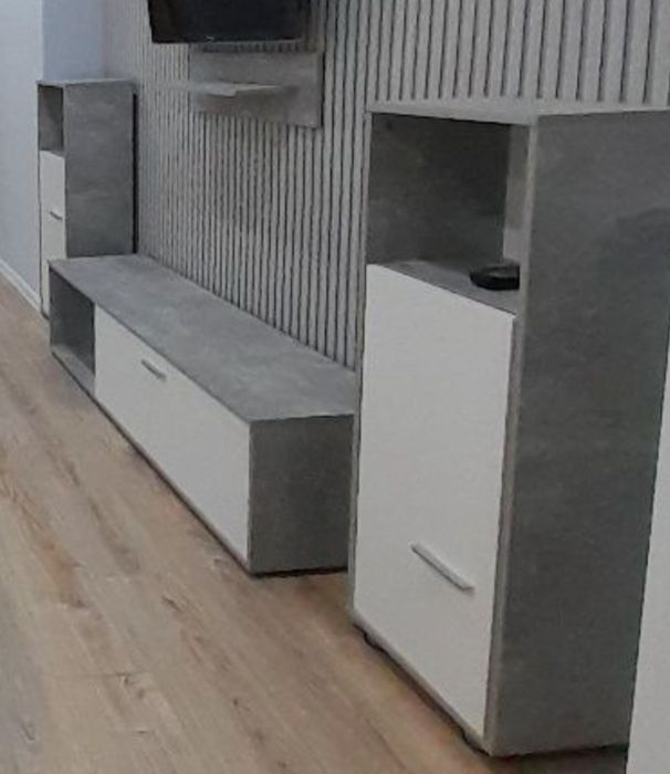 Продам срочно стенку горку