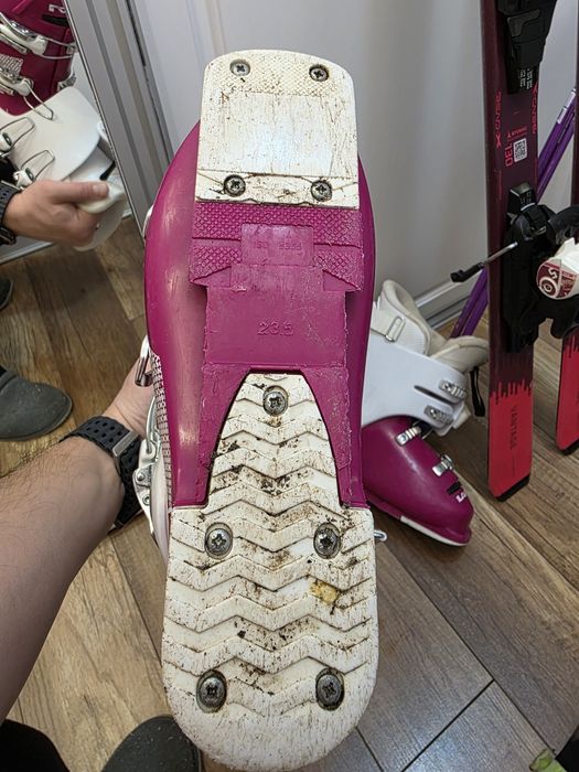 Clapari Lange Starlet marimea 37 / 23.5,   275mm,