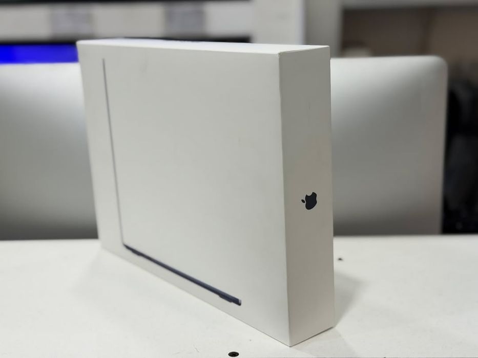 Чисто Нов-Apple MacBook Air M5 13” (2026)