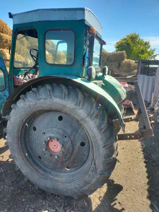 Продам т 40  на ходу Срочно