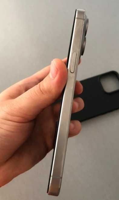 iPhone 15 Pro Max -512Gb (piese de schimb ) dezmembrări