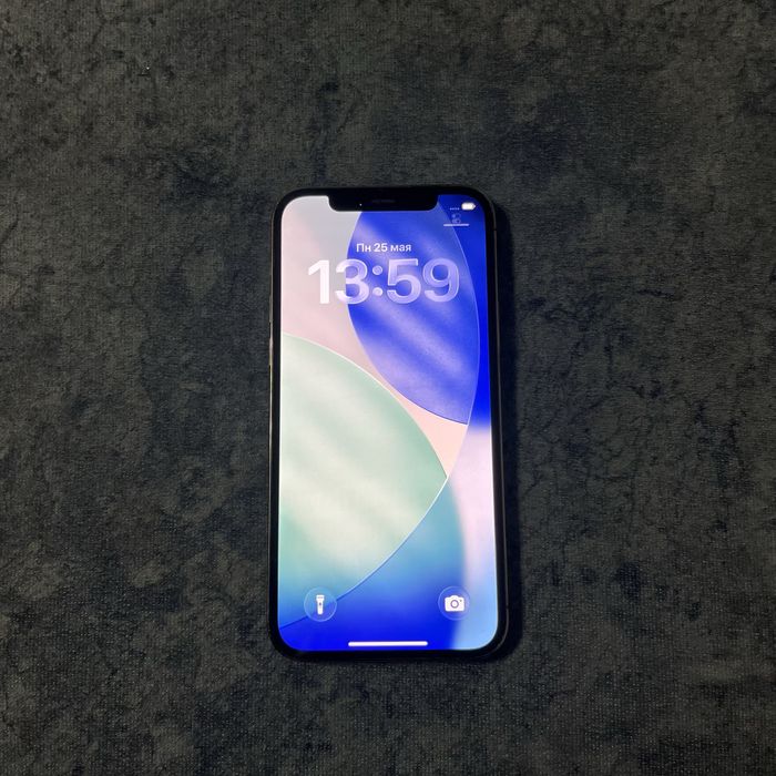Iphone 12 pro в хорошем состоянии (айфон)