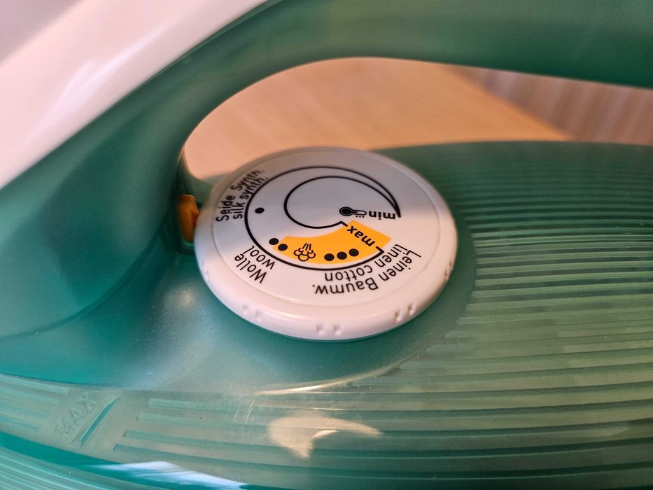 Нова Ютия Tefal FV3510 Supergliss 3510 парна MADE IN FRANCE пара глади