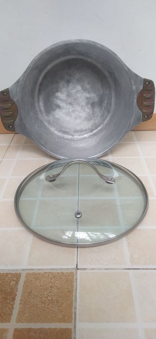 Казан  5литров индукционный.