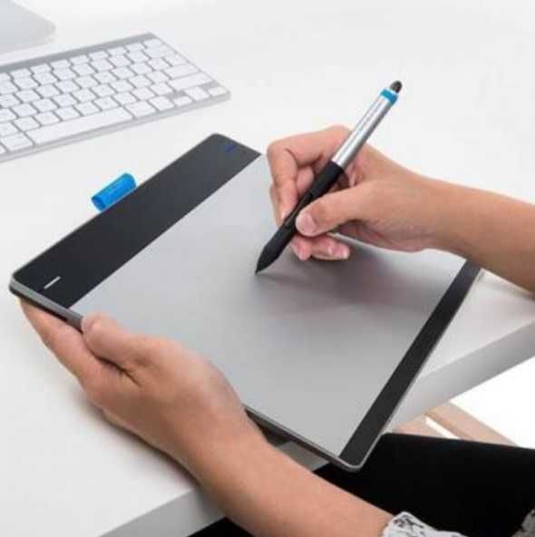 Чисто нов графичен таблет  Wacom Intuos Creative Pen Small.