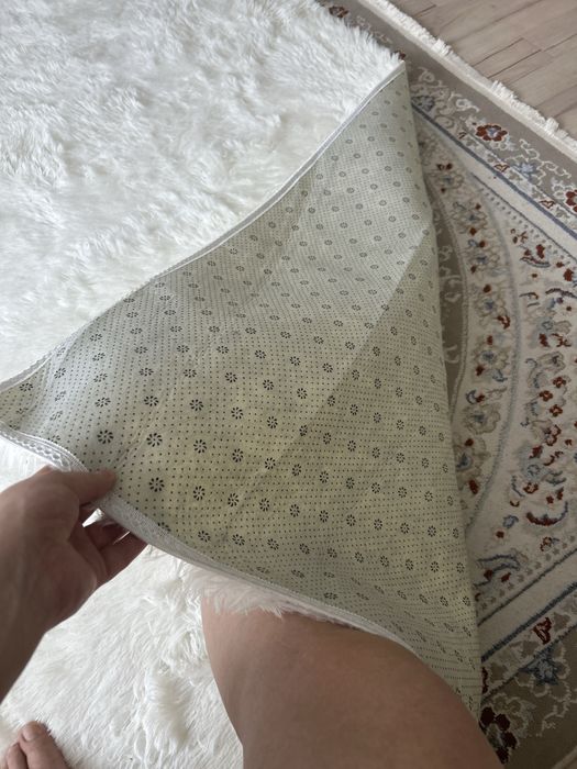 Декоративный ковер