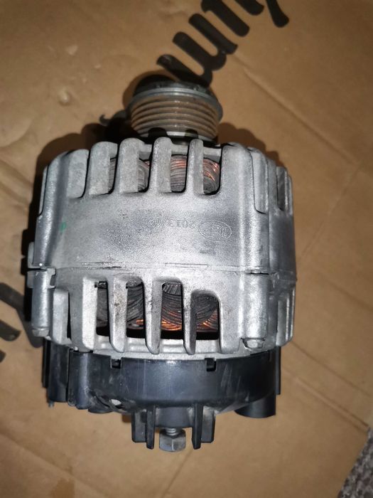 Алтернатор/Динамо Valeo  Фолксваген/Volkswagen Golf/Голф 5/6  1.9 VAG