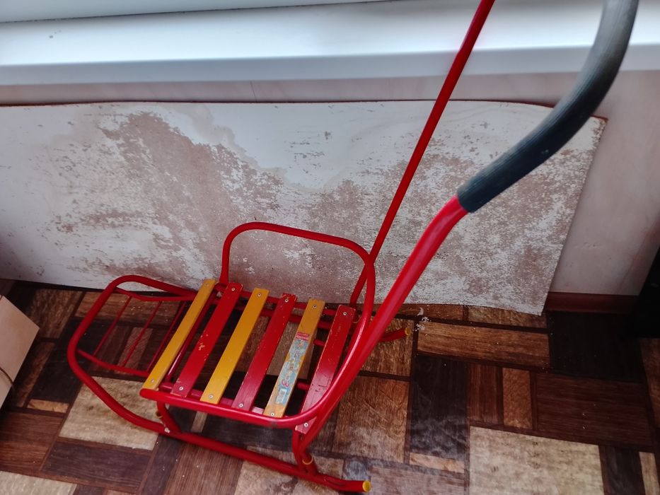 Продается санки в хорошем качестве