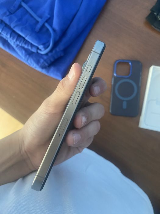 Продам IPhone 15 pro