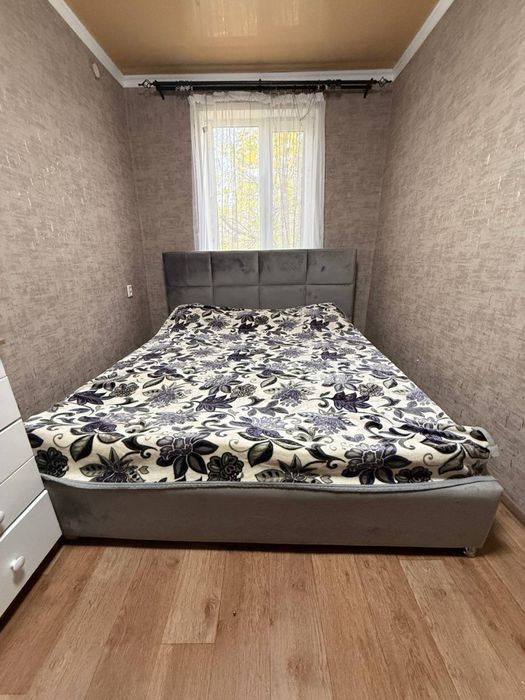 Кровать 180х200 бу