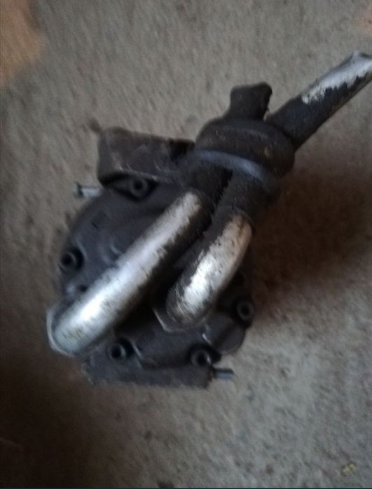 Компрессор кондиционера ауди А4  1.6     15000тыс.