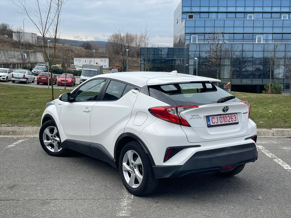 Toyota C-HR Hibrid, 2018