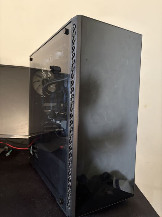 Calculator Gaming cu procesor Ryzen 7 5800x, placa video RTX 2070 Super