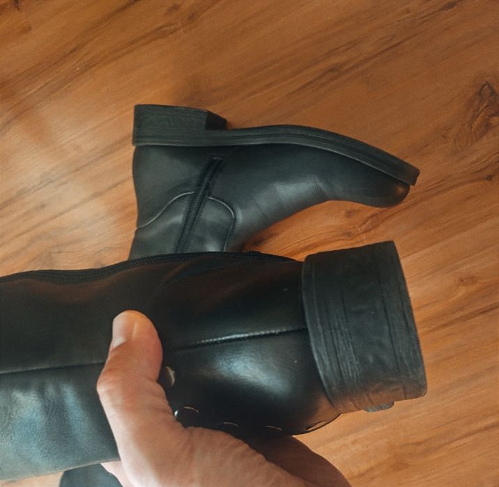 Дамски черни ботуши