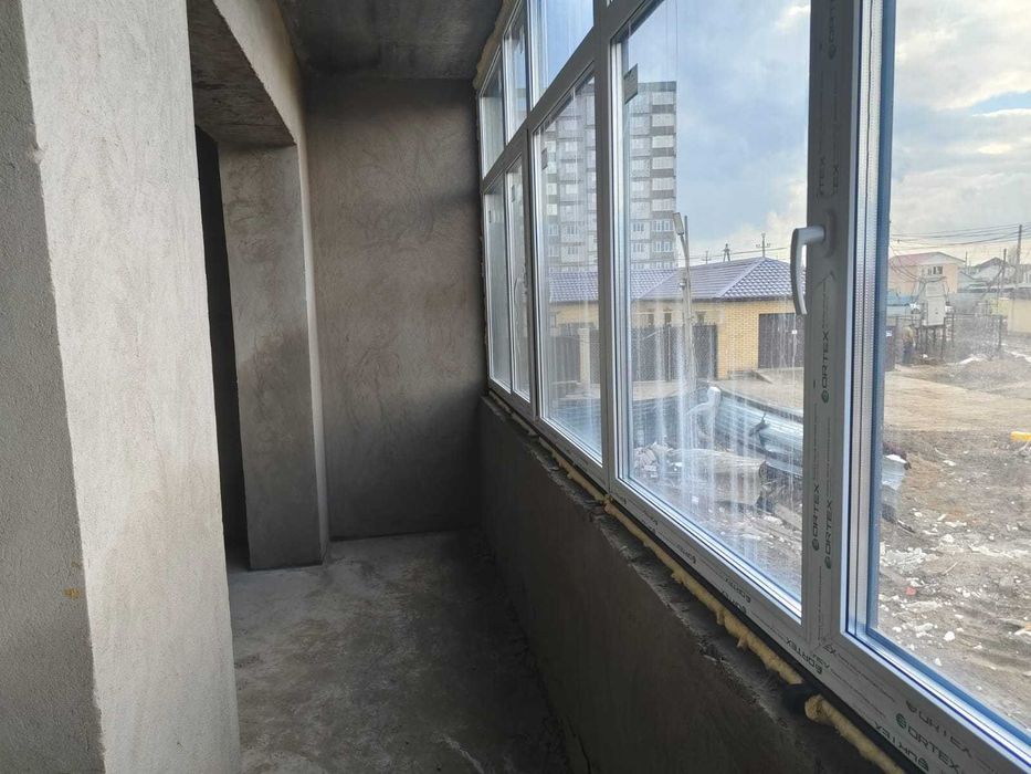 Продам квартиру-студию в новом доме